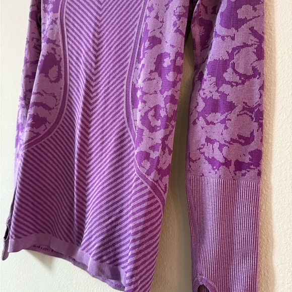 Lululemon Athletica Swiftly Tech Long Sleeve Crew Neck Shirt - Picture 4 of 6